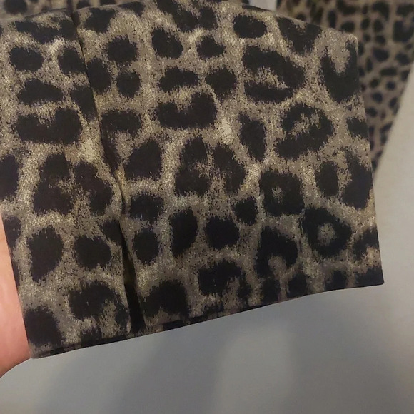 CAbi Leopard Soft Stretch Knit Trousers Size 2 Pants Mobwife Cheetah - Picture 6 of 7